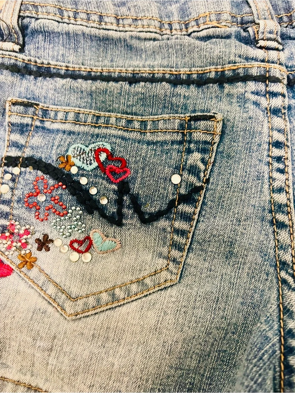 Girls' Light Blue Denim Shorts with Embroidered Hearts